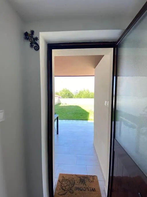 Apartment Mihael بولا